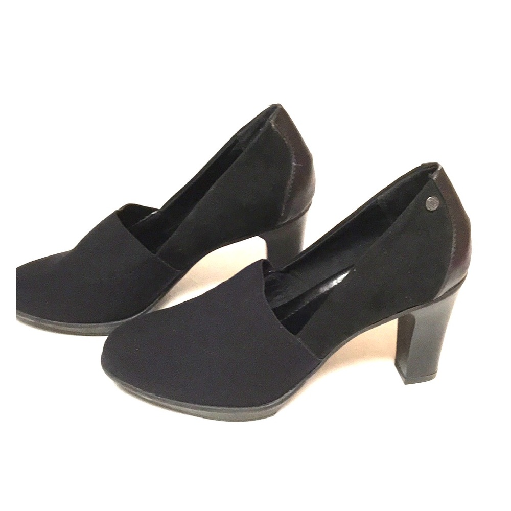 Dana Buchman Black fabric Heels